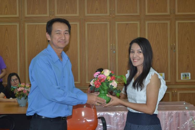 ให้การต้อนรับข้าราชการที่ย้ายมาปฏิบัติงาน กลุ่มบริหารงานบุคคล สำนักงานเขตพื้นที่การศึกษามัธยมศึกษา เขต 8 