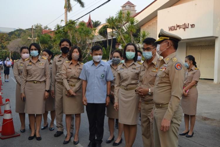 รอง ผอ.สพม.8 ตรวจเยี่ยมโรงเรียนราชโบริกานุเคราะห์ ในการเตรียมความพร้อมเปิดเรียนในวันแรก หลังการแพร่ระบาดรุนแรงของโรคติดเชื้อไวรัสโคโรนา 2019 (COVID-19)