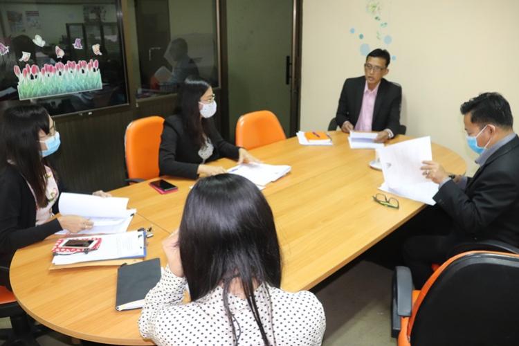ประชุมการเสนอชื่อกรรมการผู้ทรงคุณวุฒิ ในคณะกรรมการติดตาม ตรวจสอบ ประเมินผลและนิเทศการศึกษา ของสำนักงานเขตพื้นที่การศึกษามัธยมศึกษา เขต 8 ครั้งที่ 1/2563