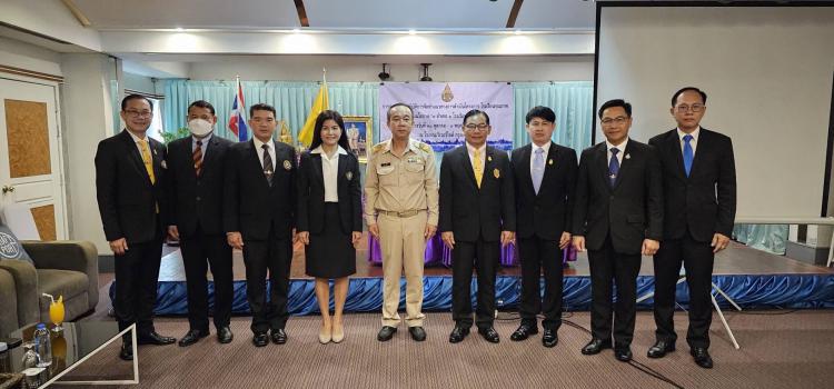 คณะทำงานการประชุมเชิงปฏิบัติการจัดทำแนวทางการดำเนินงานโครงการโรงเรียนคุณภาพตามนโยบาย “1 อำเภอ 1 โรงเรียนคุณภาพ” ระหว่างวันที่ 30 ตุลาคม - 1 พฤศจิกายน 2566 ณ โรงแรมริเวอร์ไซด์ กรุงเทพมหานคร    