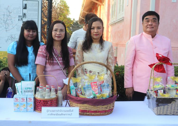 ร่วมพิธีทำบุญตักบาตรเนื่องในเทศกาลปีใหม่ ปี 2567