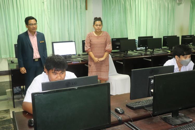 ตรวจเยี่ยมสนามสอบ การทดสอบทางการศึกษาระดับชาติขั้นพื้นฐาน (O-Net) ระดับชั้น ม.6 โรงเรียนมัธยมวัดดอนตูม 