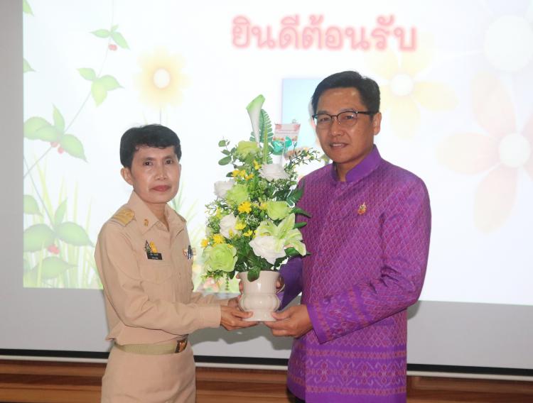 ให้การต้อนรับ นางสาวปรีดา  จันทร์ดำ ในโอกาสย้ายมาดำรงตำแหน่ง นักวิชาการพัสดุปฏิบัติการ กลุ่มบริหารงานการเงินและสินทรัพย์ สำนักงานเขตพื้นที่การศึกษามัธยมศึกษาราชบุรี