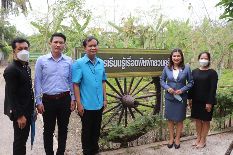 ผอ.สพม.ราชบุรี ลงพื้นที่ตรวจเยี่ยม ติดตามการจัดการเรียนการสอนและตรวจอาคารสถานที่ของโรงเรียนในสังกัด โรงเรียนเตรียมอุดมศึกษาพัฒนาการ ราชบุรี    