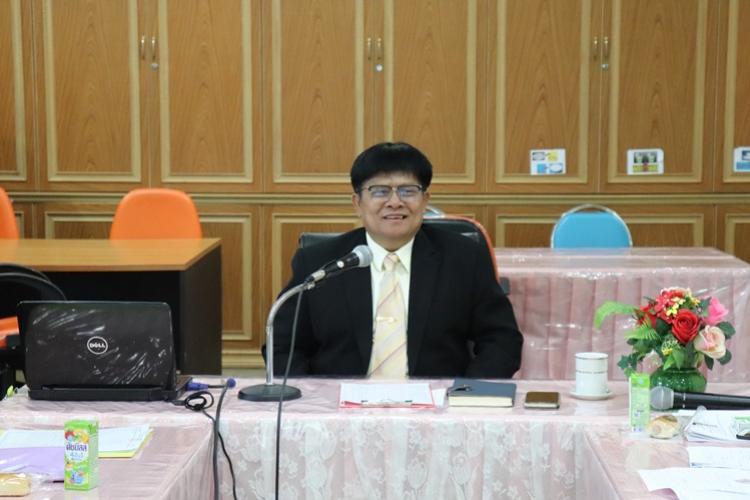 รับรายงานตัว และชี้แจงรายละเอียดในการทำแฟ้มทะเบียนประวัติแก่ครูผู้ช่วยบรรจุใหม่ สังกัด สพม.8