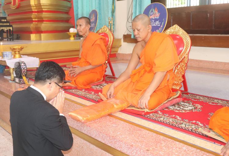 พิธีทำบุญอุทิศส่วนกุศลให้กับครู นักเรียน โรงเรียนวัดเขาพระยาสังฆาราม  ที่เสียชีวิตจากเหตุการณ์ไฟไหม้รถบัสทัศนศึกษา