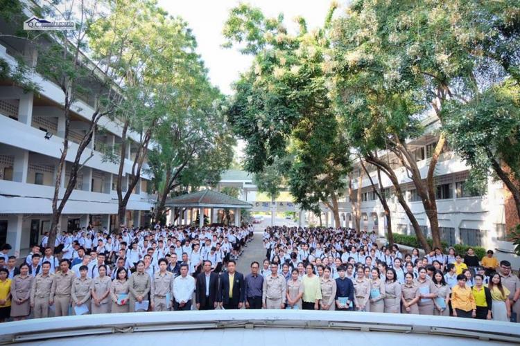 โรงเรียนบรมราชินีนาถราชวิทยาลัย จัดกิจกรรมการตรวจนับจำนวนนักเรียนและยืนยันตัวตนนักเรียน