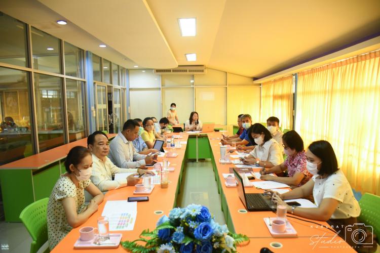 การประชุมปรับโครงสร้างการบริหารตามภาระหน้าที่การบริหารงานในสถานศึกษา 4 กลุ่มงาน