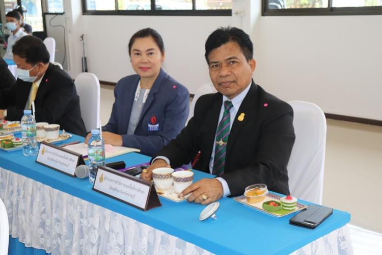  ประชุมคณะกรรมการอำนวยการ และคณะกรรมการคัดเลือกนักเรียนและสถานศึกษาเพื่อรับรางวัลพระราชทาน ปีการศึกษา 2563 กลุ่มจังหวัดที่ 5