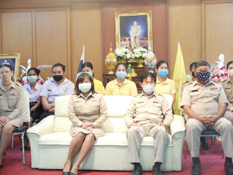 23 กรกฎาคม 2563 กิจกรรมวันพิธีไหว้ครู ประจำปีการศึกษา 2563 - ประกวดพานไหว้ครู ประเภทความคิดสร้างสรรค์และสวยงาม - มอบเกียรติบัตรและทุนการศึกษาให้กับนักเรียนที่มีผลสัมฤทธิ์ทางการเรียนดีเยี่ยม - มอบเกียรติบัตรให้กับประธานและคณะกรรมการสภานักเรียน ประจำปีการศึกษา 2562