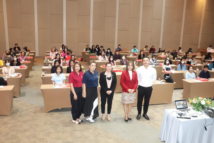 โครงการอบรมเชิงปฏิบัติการ หลักสูตร “Empowering ELT Classrooms though Powerful Questioning for Secondary School” (เอ็มพาวเวอร์ริ่ง อี แอล ที คลาสรูม ทรู พาวเวอร์ฟูล เควสชั้นนิ่ง ฟอร์ เซคคันดารี่ สคูล) 