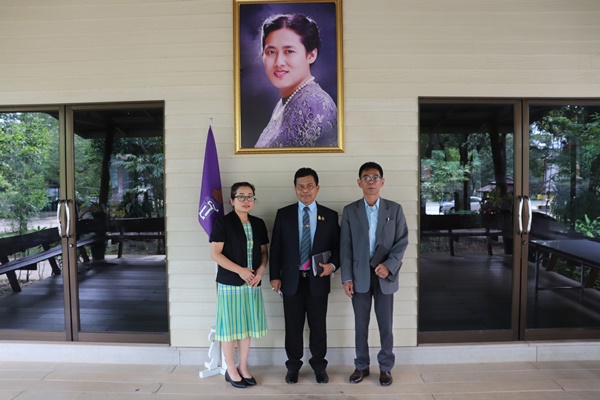ผอ.สพม.8 ตรวจเยี่ยมโรงเรียนไทรโยคน้อยวิทยา