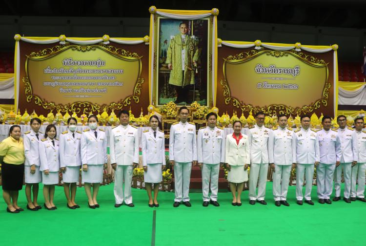 พิธีเจริญพระพุทธมนต์และทำบุญตักบาตรถวายพระราชกุศล และพิธีวางพานพุ่มดอกไม้ถวายราชสักการะ เนื่องในวันคล้ายวันพระบรมราชสมภพ พระบาทสมเด็จพระบรมชนกาธิเบศร มหาภูมิพลอดุลยเดชมหาราช บรมนาถบพิตร วันชาติ และวันพ่อแห่งชาติ 5 ธันวาคม 2566 