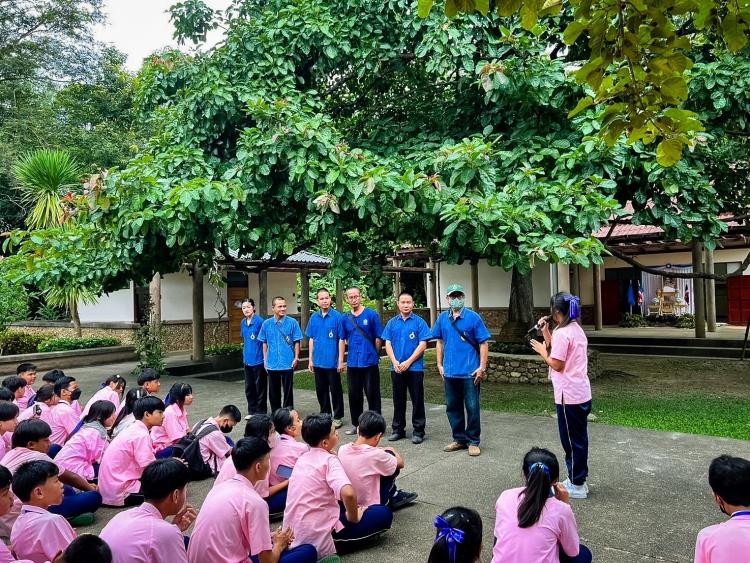  ทัศนศึกษา ราชบุรีศึกษาต่อยอดภูมิปัญญาท้องถิ่น ระดับชั้นมัธยมศึกษาปีที่ 2