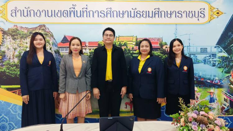 กลุ่มนโยบายและแผน ให้ความรู้เกี่ยวกับภาระงานของกลุ่มนโยบายและแผน ในสำนักงานเขตพื้นที่การศึกษา กับนักศึกษาระดับปริญญาโท การฝึกปฏิบัติการวิชาชีพบริหารการศึกษาของนักศึกษา