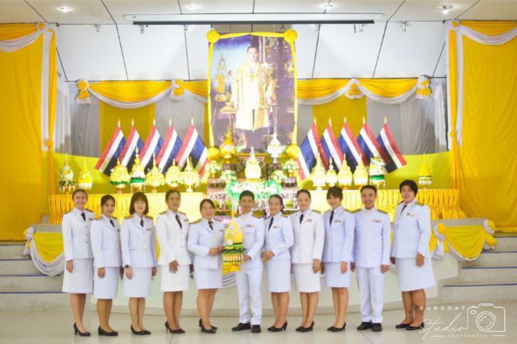 การเข้าร่วมพิธีวางพานพุ่มดอกไม้ถวายราชสักการะแด่พระบาทสมเด็จพระบรมชนกาธิเบศร  มหาภูมิพลอดุลยเดช บรมนาถบพิตร