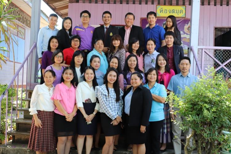 ร่วมแสดงความยินดี แก่ นายปริญญา บุญเกิด  ในโอกาสที่ได้ย้ายมาปฏิบัติหน้าที่ในตำแหน่งผู้อำนวยการโรงเรียนวัดสนามไชย