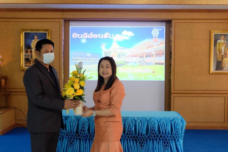 ยินดีต้อนรับ คุณครูอานนทร์ จอมกุล