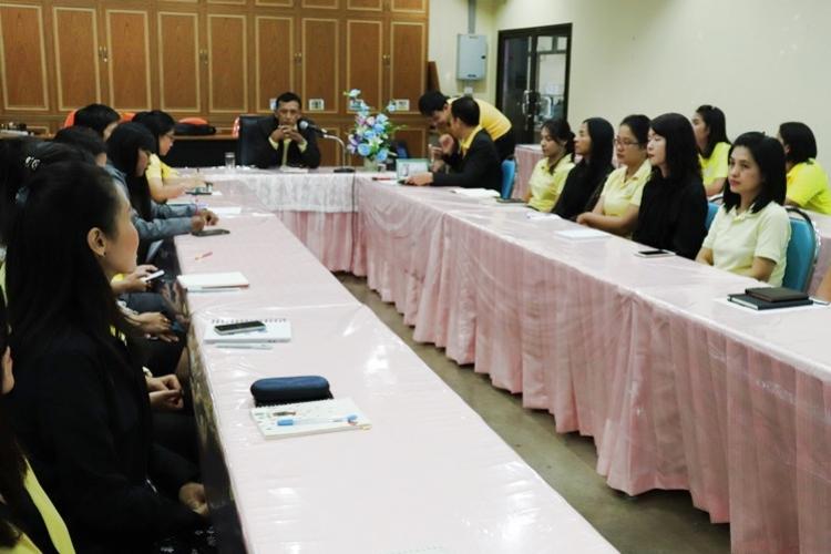 รับชมการประชุมทางไกลผ่านระบบ Video Conferenceเรื่อง แนวทางเตรียมความพร้อมก่อนเปิดภาคเรียน