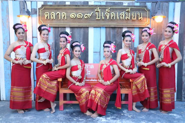 กลุ่มสาระการเรียนรู้ศิลปะ โรงเรียนโพธาวัฒนาเสนี นำนักเรียนไปร่วมแสดงงานโครงการส่งเสริมการอนุรักษ์ภูมิปัญญาท้องถิ่น ภายใต้แนวคิด 