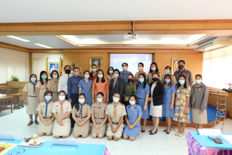 รับการนิเทศการศึกษา จาก สพม.8