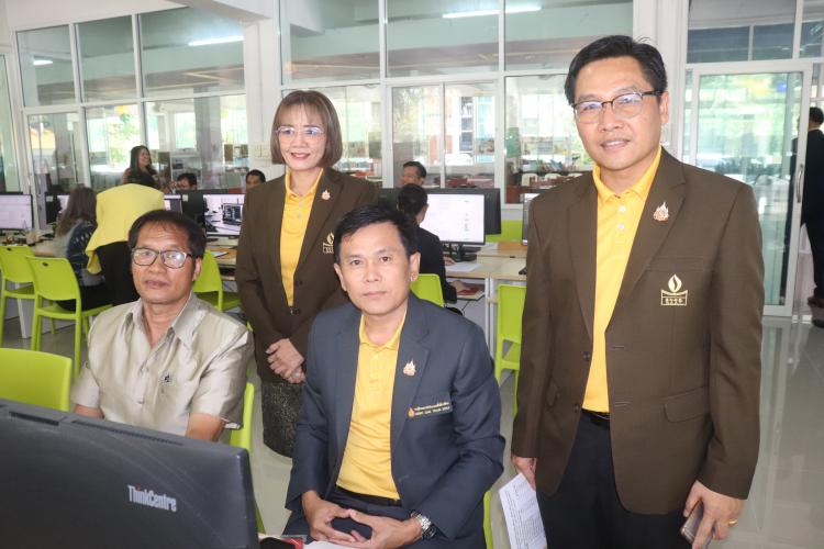ประชุมคณะกรรมการกลั่นกรองความโดดเด่นของสถานศึกษา เพื่อรับเครื่องหมาย คุณภาพพิเศษแห่ง สพฐ. (Obec Special) ระดับ 2 ดาว และ ระดับ 3 ดาว กลุ่มจังหวัดที่ 3 (สุพรรณบุรี นครปฐม กาญจนบุรี ราชบุรี) 