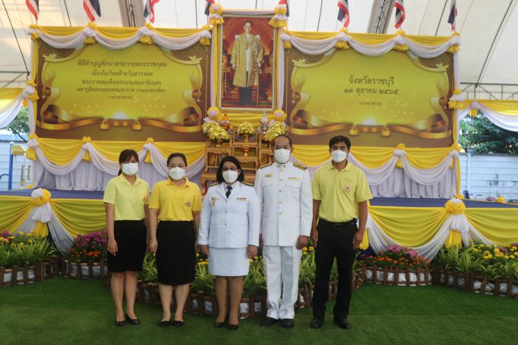 13 ตุลาคม 2565 ร่วมพิธีทำบุญตักบาตรถวายพระราชกุศล กิจกรรมน้อมรำลึกในพระมหากรุณาธิคุณ เนื่องในวันคล้ายวันสวรรคต พระบาทสมเด็จพระบรมชนกาธิเบศร มหาภูมิพลอดุลยเดชมหาราช บรมนาถบพิตร 