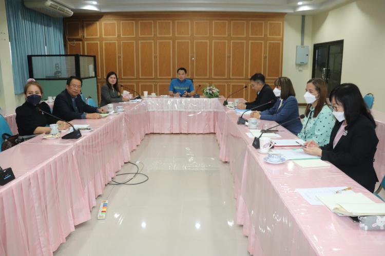 การประชุมรับฟังการมอบนโยบายการดำเนินงานของ อ.ก.ค.ศ. เขตพื้นที่การศึกษา “เปลี่ยนผ่านความหวังและความท้าทาย : จาก กศจ. สู่ อ.ก.ค.ศ. เขตพื้นที่การศึกษา” ถ่ายทอดสดจากห้องประชุมราชวัลลภ กระทรวงศึกษาธิการ 