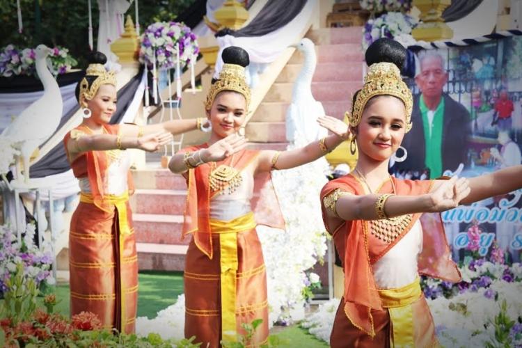 งานพระราชทานเพลิงศพ คุณพ่อม้วน พึ่งวร คุณพ่อของครูวิเชียร พึ่งวร ณ วัดใหญ่โพหัก