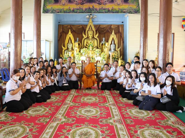 สพม.ราชบุรี ร่วมพิธีทำบุญถวายเทียนพรรษา ผ้าอาบน้ำฝน พร้อมเครื่องสังฆทาน เนื่องในโอกาสวันอาสาฬหบูชาและวันเข้าพรรษา ประจำปี พ.ศ. 2568