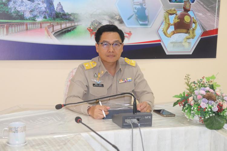  รับชมการถ่ายทอดสด รัฐมนตรีว่าการกระทรวงศึกษาธิการ ติดตามการขับเคลื่อนโยบายของ สพฐ.