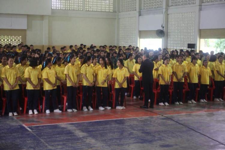 โครงการรณรงค์ปลุกจิตสำนึกรู้คุณแผ่นดิน โดยกองทัพบกภาคที่1 ในหัวข้อ “การสร้างคนดีด้วยประวัติศาสตร์และสร้างชาติด้วยอุดมการณ์”