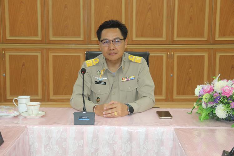 การประชุมมอบนโยบายแก้ไขปัญหาหนี้สินครู และบุคลากรทางการศึกษา สำนักงานคณะกรรมการการศึกษาขั้นพื้นฐาน ผ่านสื่ออิเล็กทรอนิกส์ (โปรแกรม Zoom Meeting)