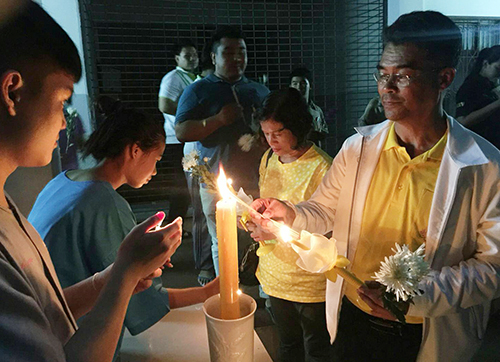 พิธีสวดมนต์ และเวียนเทียน เนื่องในวันวิสาขบูชา โรงเรียนบรมราชินีนาถราชวิทยาลัย ปีการศึกษา 2562
