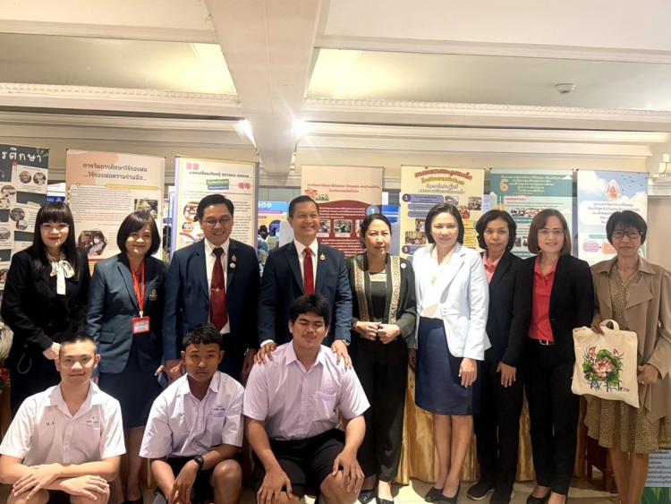สพม.ราชบุรี ร่วมพิธีเปิดการประชุมสัมมนาวิชาการ “Set Zero Dropout Symposium 2025” 