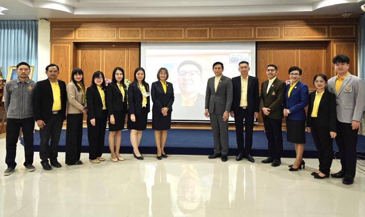 ประชุมการพัฒนาข้าราชการครูและบุคลากรทางการศึกษาตำแหน่งผู้บริหารสถานศึกษา (ตำแหน่งผู้อำนวยการสถานศึกษาและรองผู้อำนวยการสถานศึกษา) 