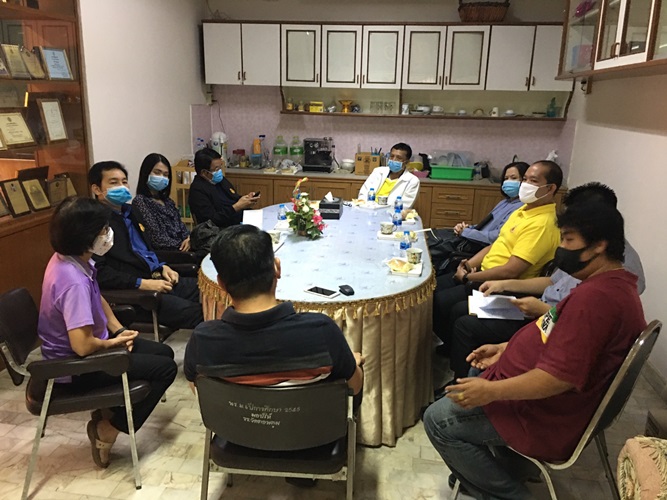 สำรวจความเสียหายของโรงเรียนมัธยมวัดดอนตูม จากเหตุวาตภัย