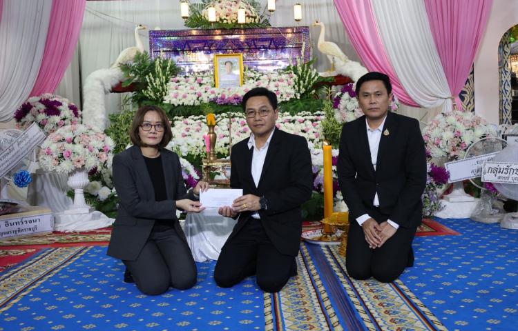 สพม.ราชบุรี เป็นเจ้าภาพในพิธีฟังสวดพระอภิธรรม นายสัมฤทธิ์ ดาวเรือง บิดาของ ดร.ปัญจมาภรณ์ สุวรรณประทีป รองผู้อำนวยการสำนักงานเขตพื้นที่การศึกษามัธยมศึกษาราชบุรี