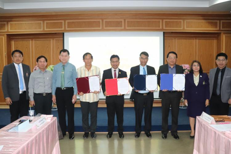 พิธีลงนามข้อตกลงโครงการโรงเรียนร่วมพัฒนา (MOU) ระหว่าง โรงเรียนราชโบริกานุเคราะห์  โรงเรียนเบญจมราชูทิศราชบุรี และ โรงเรียนแคทรายวิทยา “เพื่อพัฒนาคุณภาพการศึกษาโรงเรียนมัธยมศึกษาขนาดเล็ก”