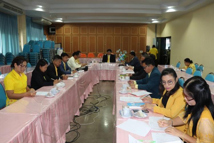 ประชุมคณะกรรมการดำเนินการจัดอบรมโครงการยกย่องเชิดชูเกียรติผู้ทำคุณประโยชน์ให้แก่ทางราชการ ประจำปีงบประมาณ พ.ศ. 2562 