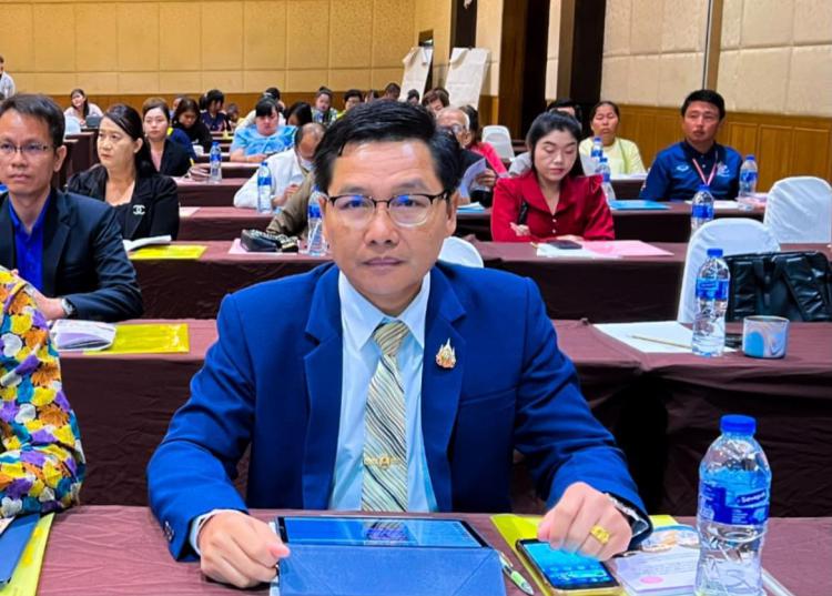 ประชุมเตรียมความพร้อมโครงการหนุนเสริมทางวิชาการและการจัดการความรู้สำหรับการพัฒนาแผนชุมชน ในการป้องกันเด็กเสี่ยงหลุดจากระบบการศึกษา จังหวัดราชบุรี