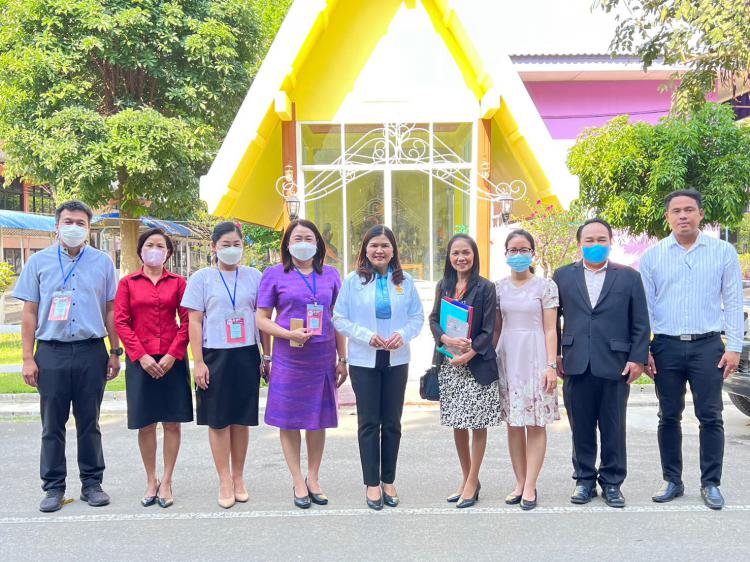 ตรวจเยี่ยมการทดสอบทางการศึกษาระดับชาติขั้นพื้นฐาน (O-NET) ระดับชั้นมัธยมศึกษาปีที่ 6 ด้วยระบบดิจิทัล (Digital Testing) ปีการศึกษา 2565 สนามสอบโรงเรียนคุรุราษฏร์รังสฤษฏ์