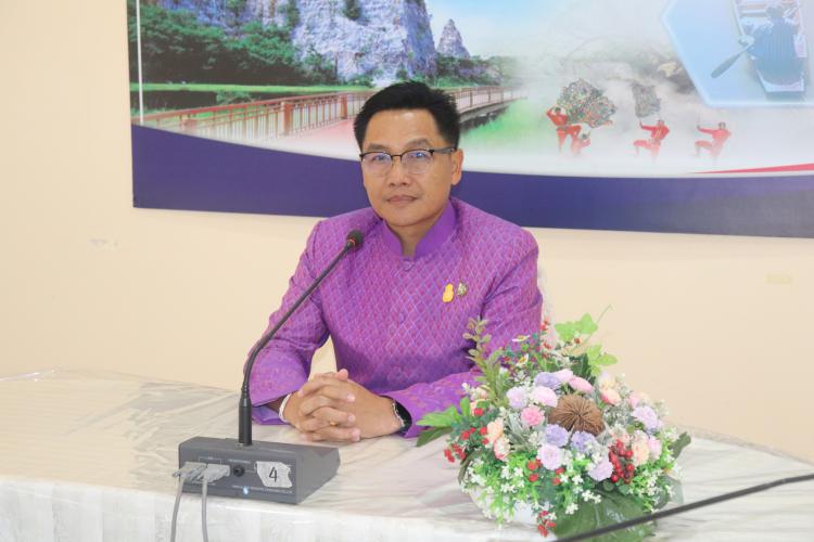 ประชุมเพื่อจัดทำ MOU และปฐมนิเทศโครงการพัฒนาสมรรถนะครูสู่มืออาชีพ ร่วมกับมหาวิทยาลัยราชภัฏหมู่บ้านจอมบึงและสำนักงานคณะกรรมการการศึกษาขั้นพื้นฐานในเขตพื้นที่ความรับผิดชอบ ผ่านระบบออนไลน์ Zoom Meeting 