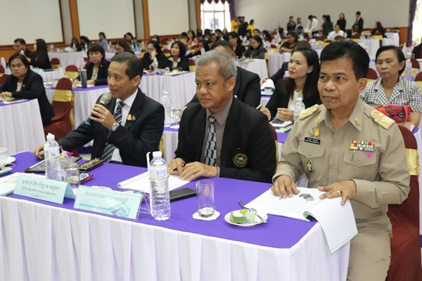 ผอ.สพม.8 เข้าร่วมประชุมและให้การต้อนรับ นายวราวิช กำภู ณ อยุธยา ที่ปรึกษารัฐมนตรีว่าการกระทรวงศึกษาธิการ ประธานในการประชุมติดตามผลการดำเนินงานการจัดการองค์กรแบบแมทริกซ์ (Matrix Organization) พื้นที่นวัตกรรมการศึกษาจังหวัดกาญจนบุรี (นำร่อง)