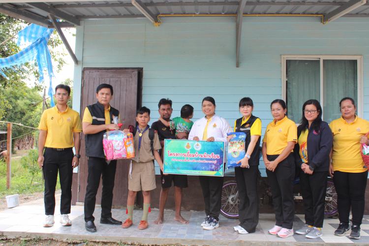 ลงพื้นที่เยี่ยมบ้านนักเรียนโรงเรียนวัดสันติการามวิทยา ในพระบรมราชานุเคราะห์ ในโครงการระบบดูแลช่วยเหลือนักเรียน สำนักงานเขตพื้นที่การศึกษามัธยมศึกษาราชบุรี