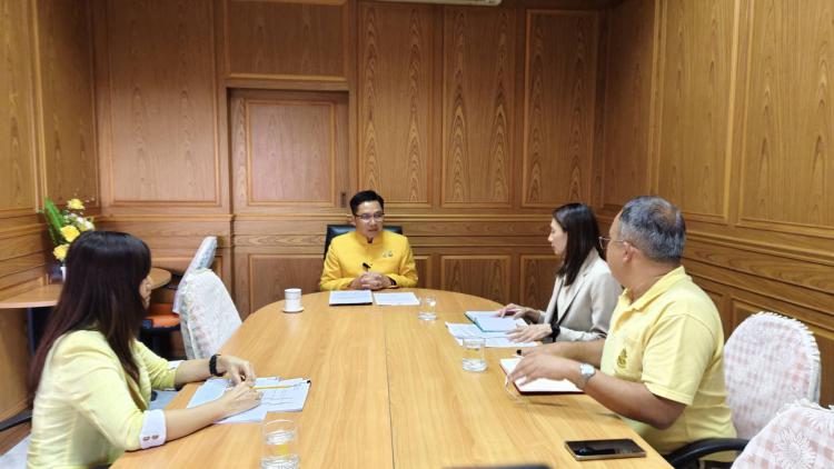 ให้สัมภาษณ์ และให้ข้อมูลในเรื่องเด็กเสี่ยงหลุดจากระบบการศึกษาฯ ให้กับคณะศึกษาศาสตร์ มหาวิทยาลัยศิลปากร