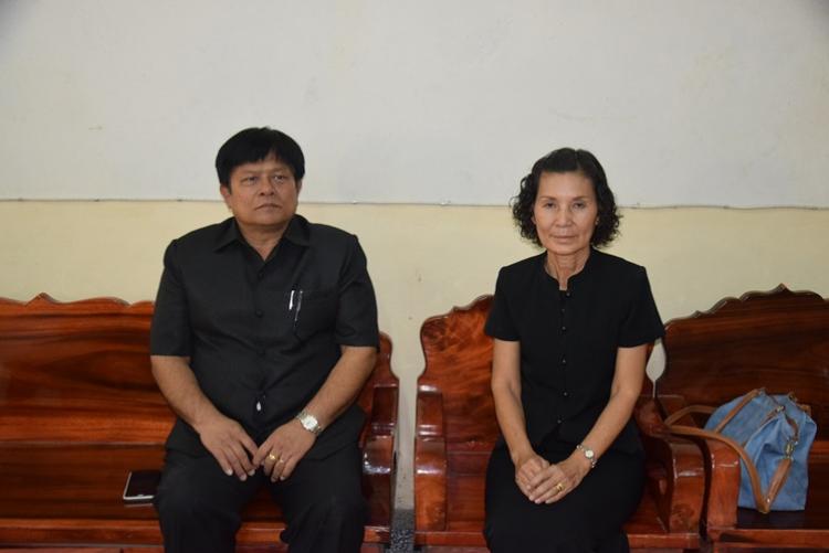 ร่วมพิธีรดน้ำศพ นางสาวอารีย์  ทิมเมือง อดีตศึกษานิเทศก์ กลุ่มนิเทศ ติดตาม และประเมินผล การจัดการศึกษา สังกัดสำนักงานเขตพื้นที่การศึกษามัธยมศึกษาเขต 8