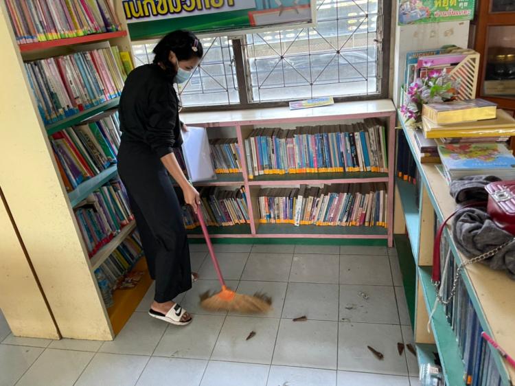 โรงเรียนเนกขัมวิทยาเตรียมความพร้อม ทำความสะอาดห้องเรียน และจุดสัมผัส