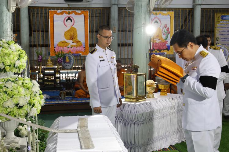 สพม.ราชบุรี เป็นประธานในพิธีพระราชทานเพลิงศพเป็นกรณีพิเศษ คุณแม่จำเนียร สุดฮะ มารดาของ นายมณเฑียร สุดฮะ ผู้อำนวยการโรงเรียนช่องพรานวิทยา