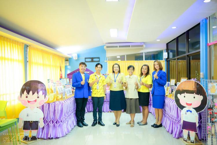 การรับประเมินการเตรียมความพร้อมและพัฒนาอย่างเข้มในตำแหน่งครูผู้ช่วยครั้งที่ 4 ของครูนภัทร คชพงษ์ และครูธนพล คุ้งลึงค์